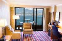 Pinnacle Hotel Harbour Front $199/Night Special Deal Vancouver