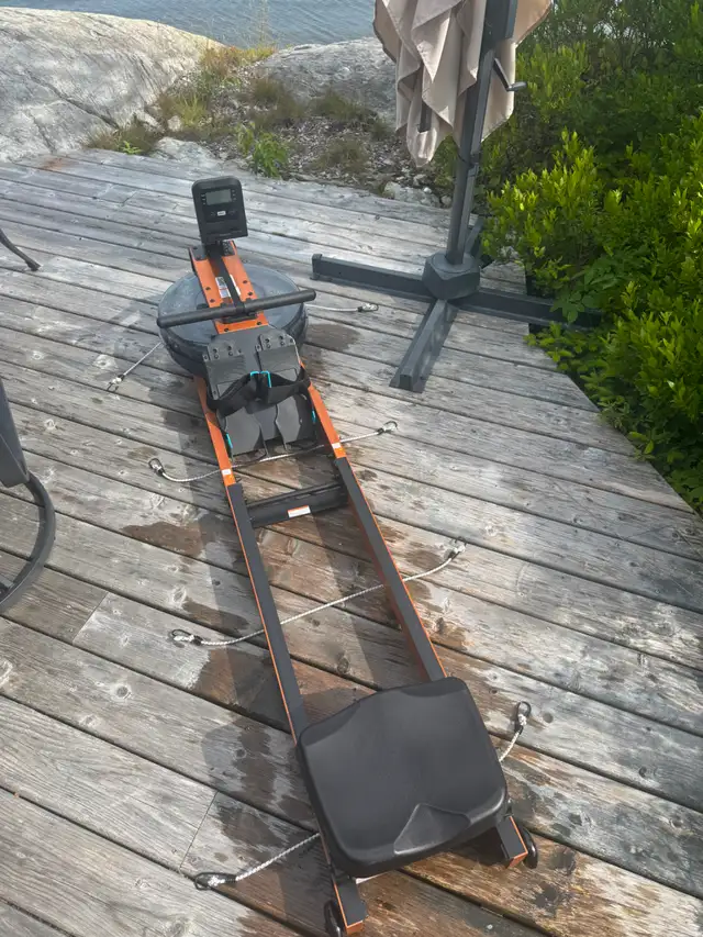 water rowing machine527575059991767042