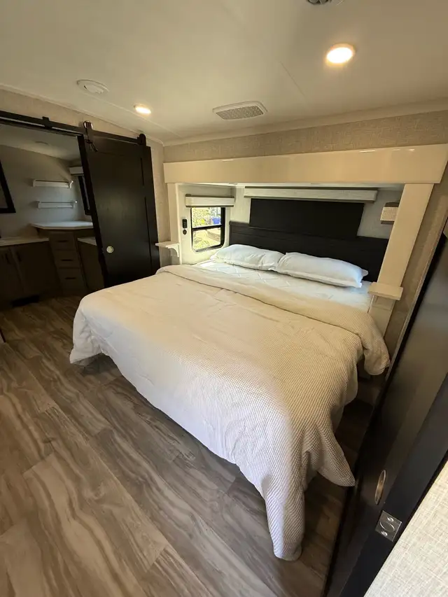 Fifth wheel pinnacle 2025 in RVs & Motorhomes in Longueuil / South Shore - Image 8