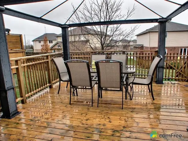 5 beds 5 bath for UW  WLU students post code N2J4Y9 in Long Term Rentals in Kitchener / Waterloo - Image 8