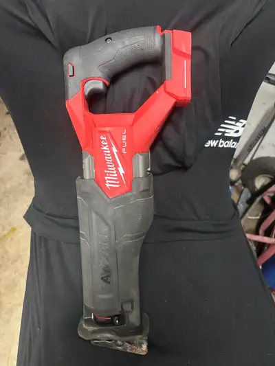Milwaukee M18 FUEL SAWZALL, View more