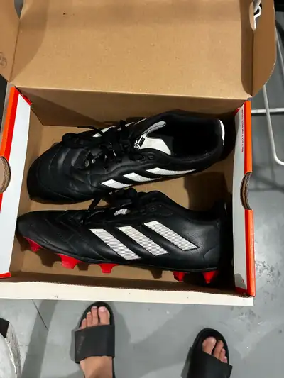 Adidas soccer cleats size 7, View more