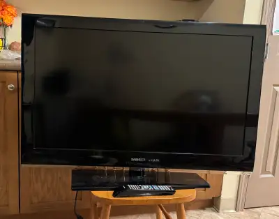 Samsung 40” tv, View more