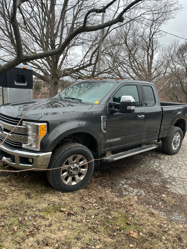 Ford F350 Lariat Diesel with plow in Cars & Trucks in Hamilton
