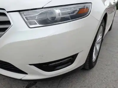 2015 Ford Taurus SEL 198000km ..car is very clean and solid will take very little to safety being so...