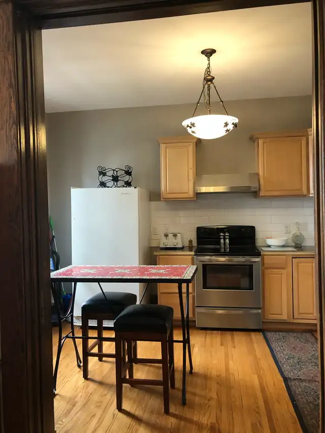 Downtown Two Bedroom Furnished Apartment   in Long Term Rentals in London - Image 7