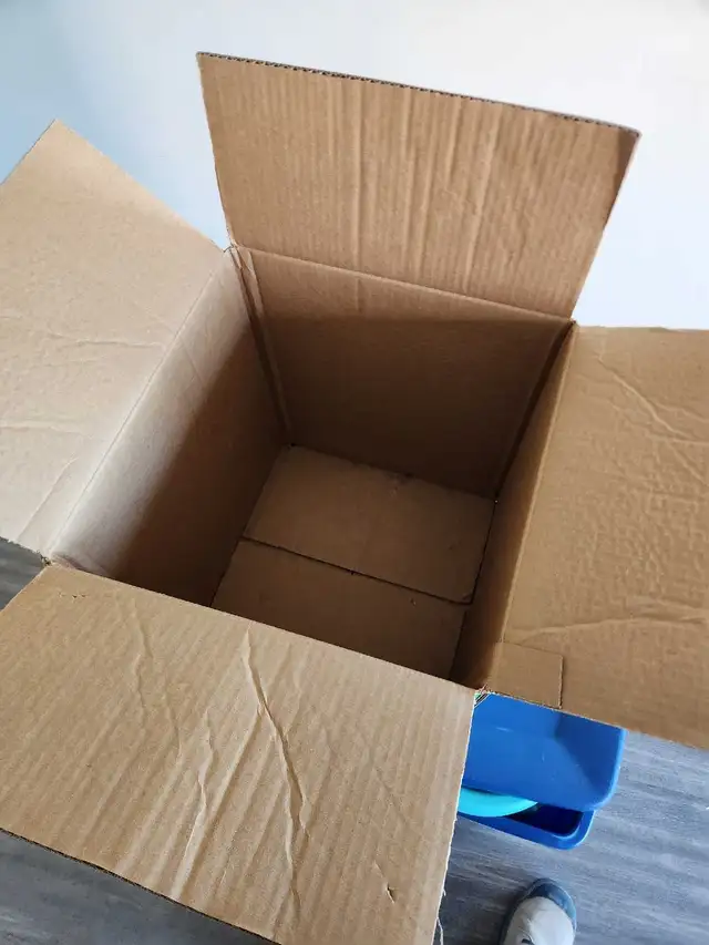 free boxes469585569263144960