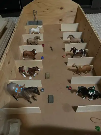Horses & stable, View more