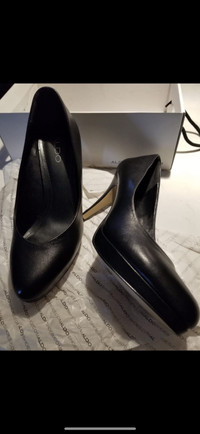 “ALDO” Black Leather Pumps 4 “ Heels- Size 9
