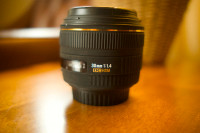 Sigma 30mm f/1.4 EX DC HSM