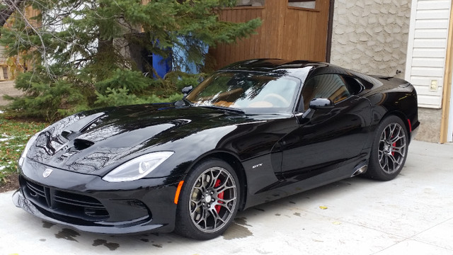 2013 dodge viper gts with 7k Original owner asking $170000 in Cars & Trucks in Fort McMurray