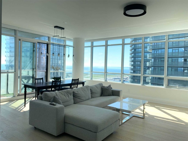 Luxury Condos For Rent at Harbourfront From 2100/month! Long Term