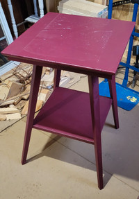 Small side table. Paint ? Very solid