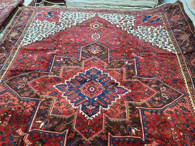 Persian rug Heriz in Rugs, Carpets & Runners in Markham / York Region - Image 4