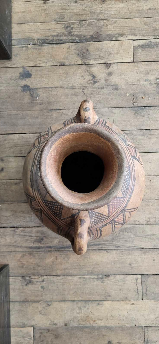 Primitive Vase - Pottery dans Décoration intérieure et accessoires  à Trenton - Image 3