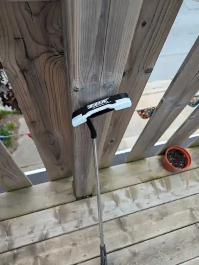 Left handed TPX putter. I believe it's a 36" shaft. $40 OBO