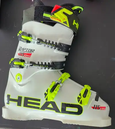 Head Raptor 115 RS ski boot. Used, like new condition. Size 27.5 - 313mm.