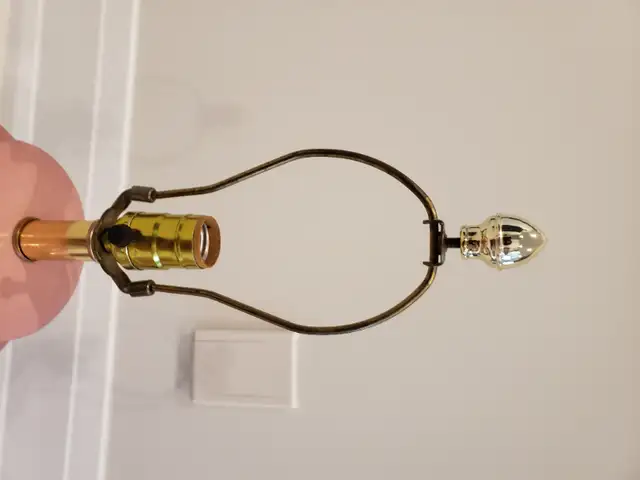 2 Vintage 1980s Pink Table Lamps in Indoor Lighting & Fans in Markham / York Region - Image 3