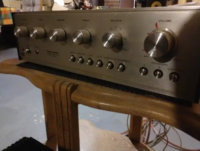 SPÉCIAL!!!Amplificateur réalistic vintage sa-1000 140$ in Stereo Systems & Home Theatre in Lévis - Image 2