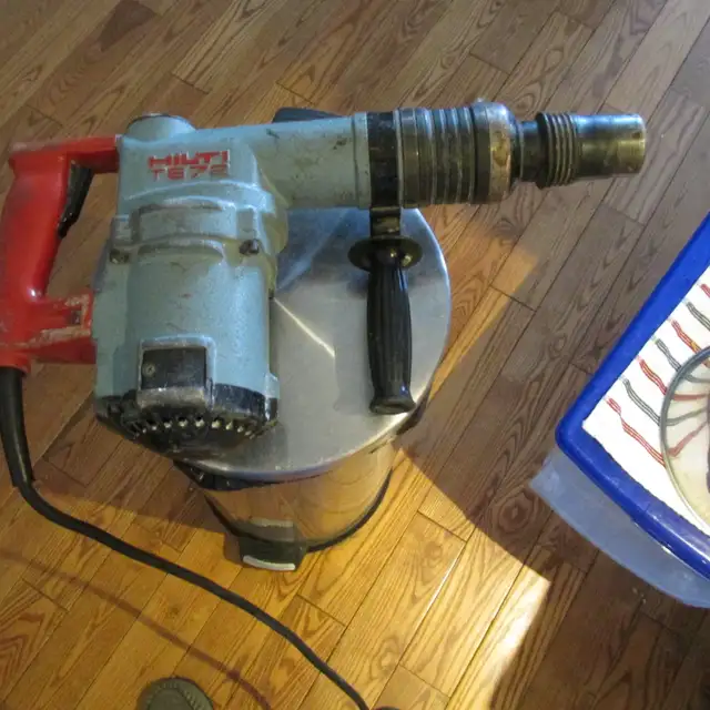 Hilti Hammer Drill in Power Tools in Sudbury - Image 3
