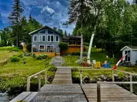 Gorgeous Waterfront Cottage Summer Weekly Rental