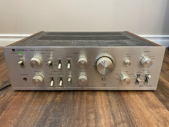 Sharp Optonica SM 3636 Amplifier  in General Electronics in Stratford