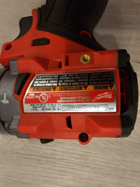 Milwaukee m12 fuel 3404-20 hammer drill