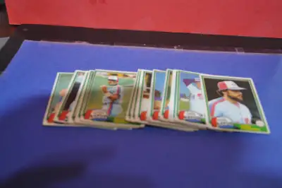 opc o pee chee lot of 21 baseball cards grey 1981 montreal expos, View more