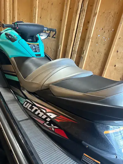 This is a beautiful jetski with only 10 hrs been stored in door all winter time including trailer