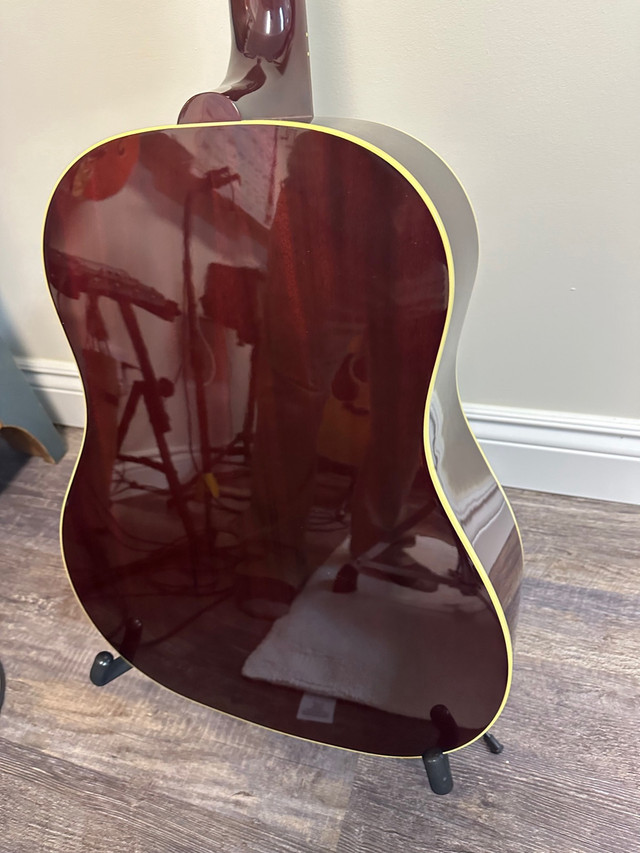 Gibson 60’s J-45 original wine red acoustic guitar in Guitars in Peterborough - Image 4