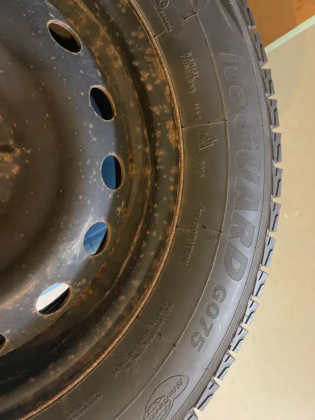 Winter tires on rims in Tires & Rims in Woodstock - Image 3