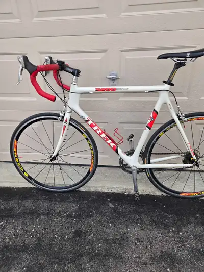 Trek 5200 carbon fiber road bike, View more
