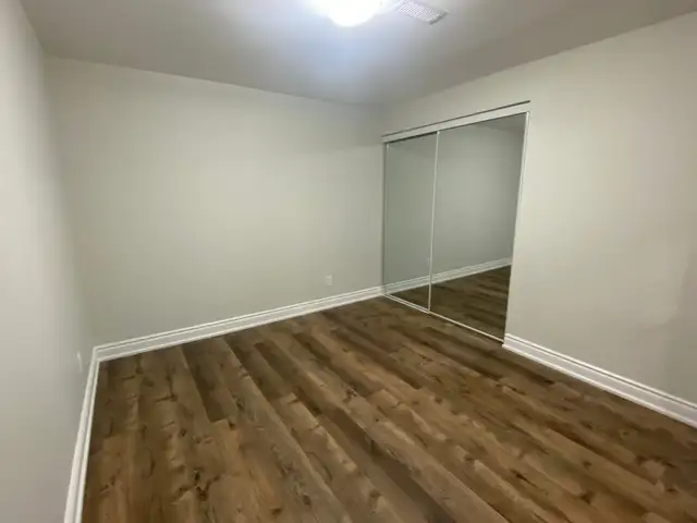 2 BEDROOM ,1 WASH , 2 PARKINGS  , BASEMENT in Long Term Rentals in Mississauga / Peel Region - Image 7