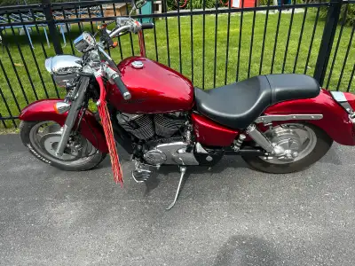 Perfect shape not wasting your time looking at this baby to buy call 705-930-1124 is a 1100 Sabre