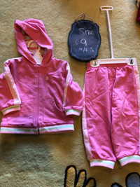 BRAND NEW GIRLS PINK 2 PIECE TRACK SUIT - NWOT 9 MTHS