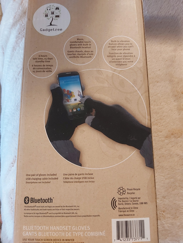 Bluetooth handset gloves new unopened box in Cell Phone Accessories in Dartmouth - Image 2