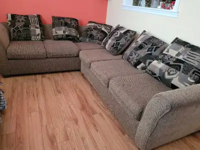 Good condition sectional sofa - fabric/ linen material, View more