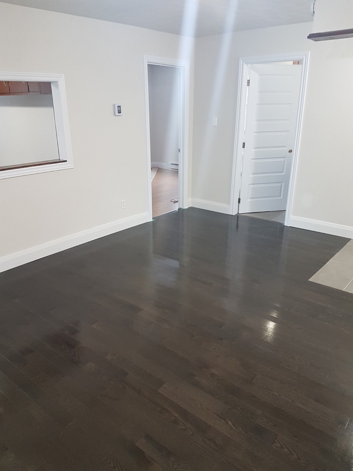 ANIMAUX ACCEPTÉS// 4 1/2 dans un duplex — photo 1