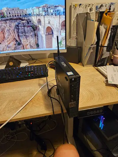 Dell Optiplex 3040 Samsung SSD 250 win11 , View more