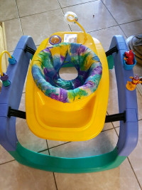 Gorgeous exersaucer for $25 only