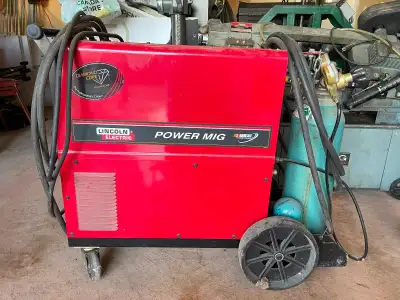 Mig Welding Machine Lincoln 255C, View more
