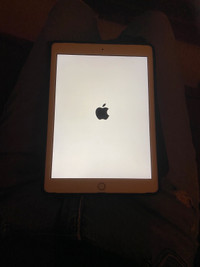 iPad 5th generation - excellent condition A1822 32 GB
