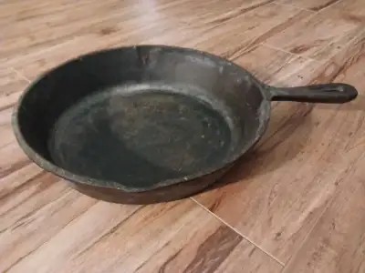 10 inch cast iron frying pan, View more