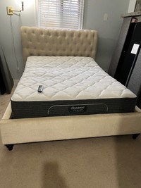 New!  Queen adjustable bed with beautyrest mattress 