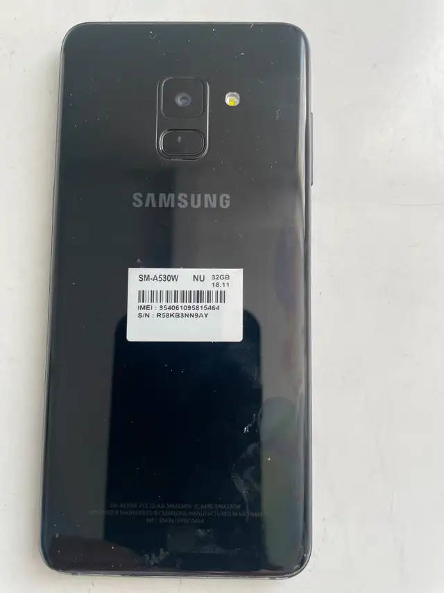 BLACK A8 SAMSUNG GALAXY CELL PHONE in Cell Phones in City of Toronto - Image 4