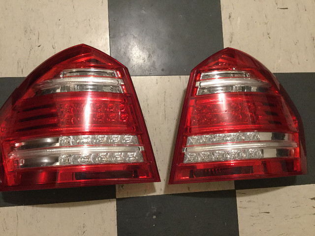 Mercedes 07-12 GL450 TailLights 06-11 98-05 ML350 Headlights in Auto Body Parts in City of Toronto