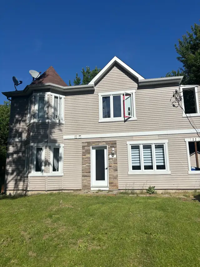 4½ for Rent in Mille-Isles (5 Minutes from Bellefeuille)