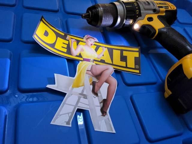 Dewalt 20v hammer drill dcd 985 usa in Power Tools in Hamilton - Image 4