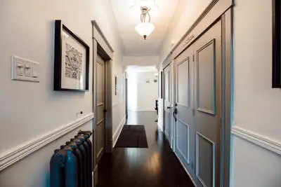 1 MONTH FREE,  Fully Furnished, Renovated 4 Bdrm Loft in Plateau