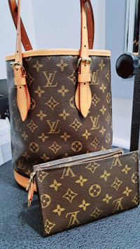 Louis Vuitton PM Bucket Bag w/Pouch Accessory Vintage Monogram